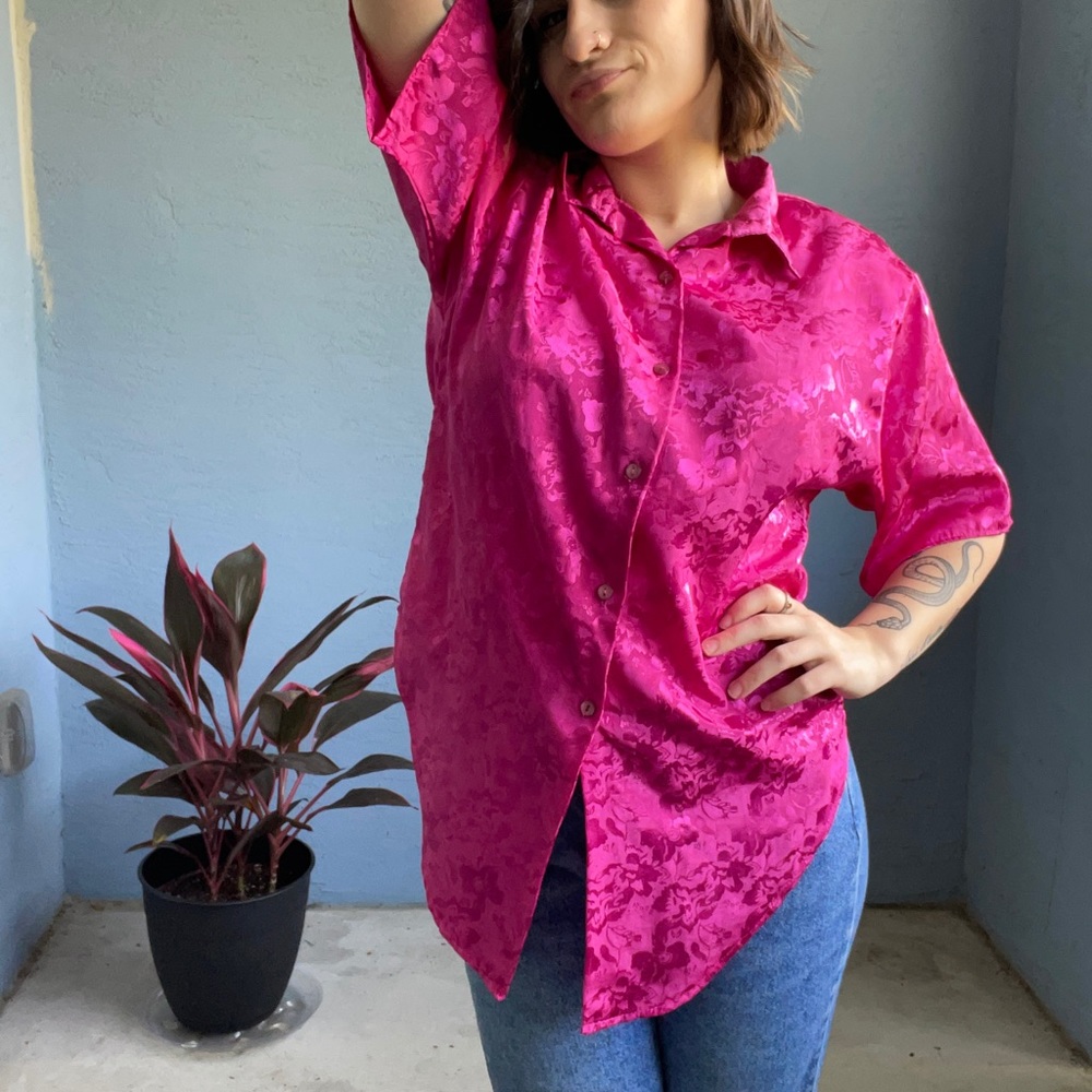 Bright Prink 80s button down 🥰